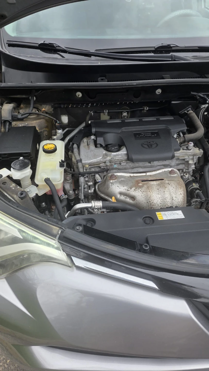 Toyota RAV4 Limited AWD SUV - photo 3