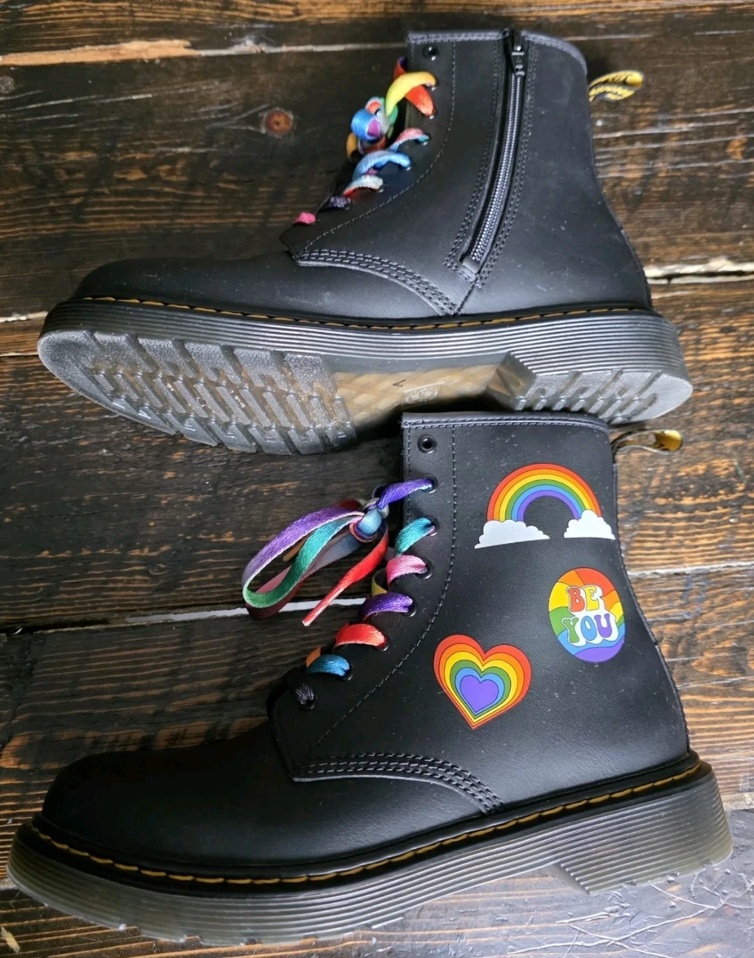 Pride Doc Martens Ladie Size 6 1460 Zip Side, Black Rainbow - photo 5