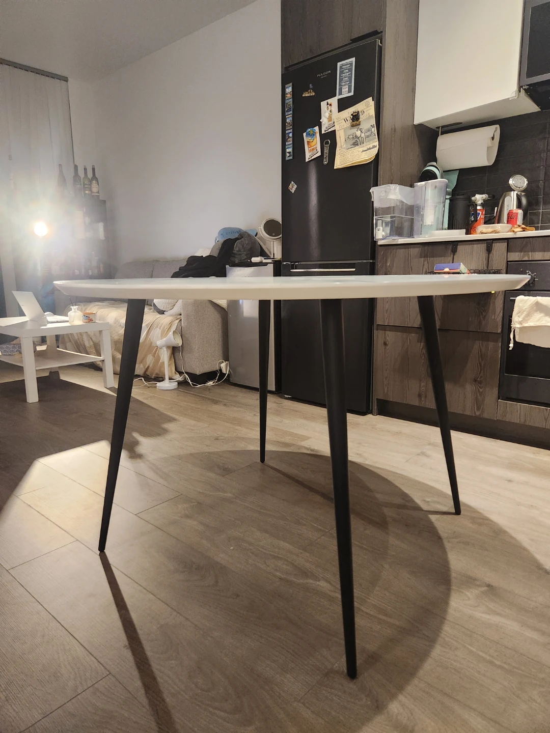 Round Marble Dining Table - photo 2