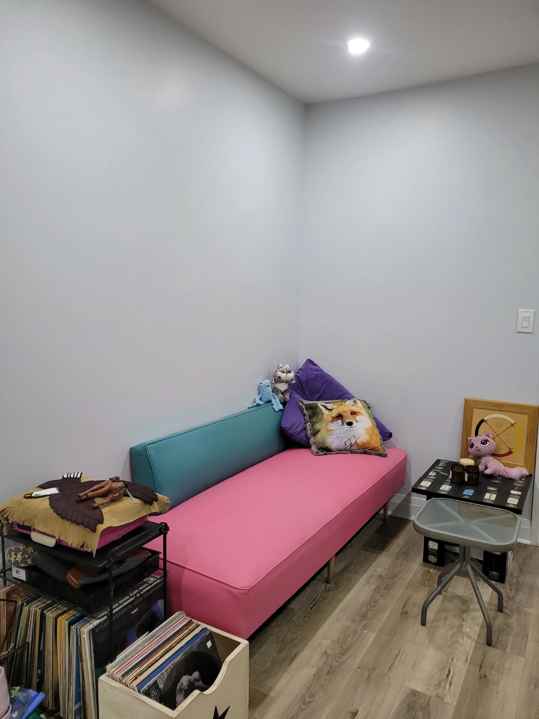 Reupholstered 1950s Daybed Couch - photo 4