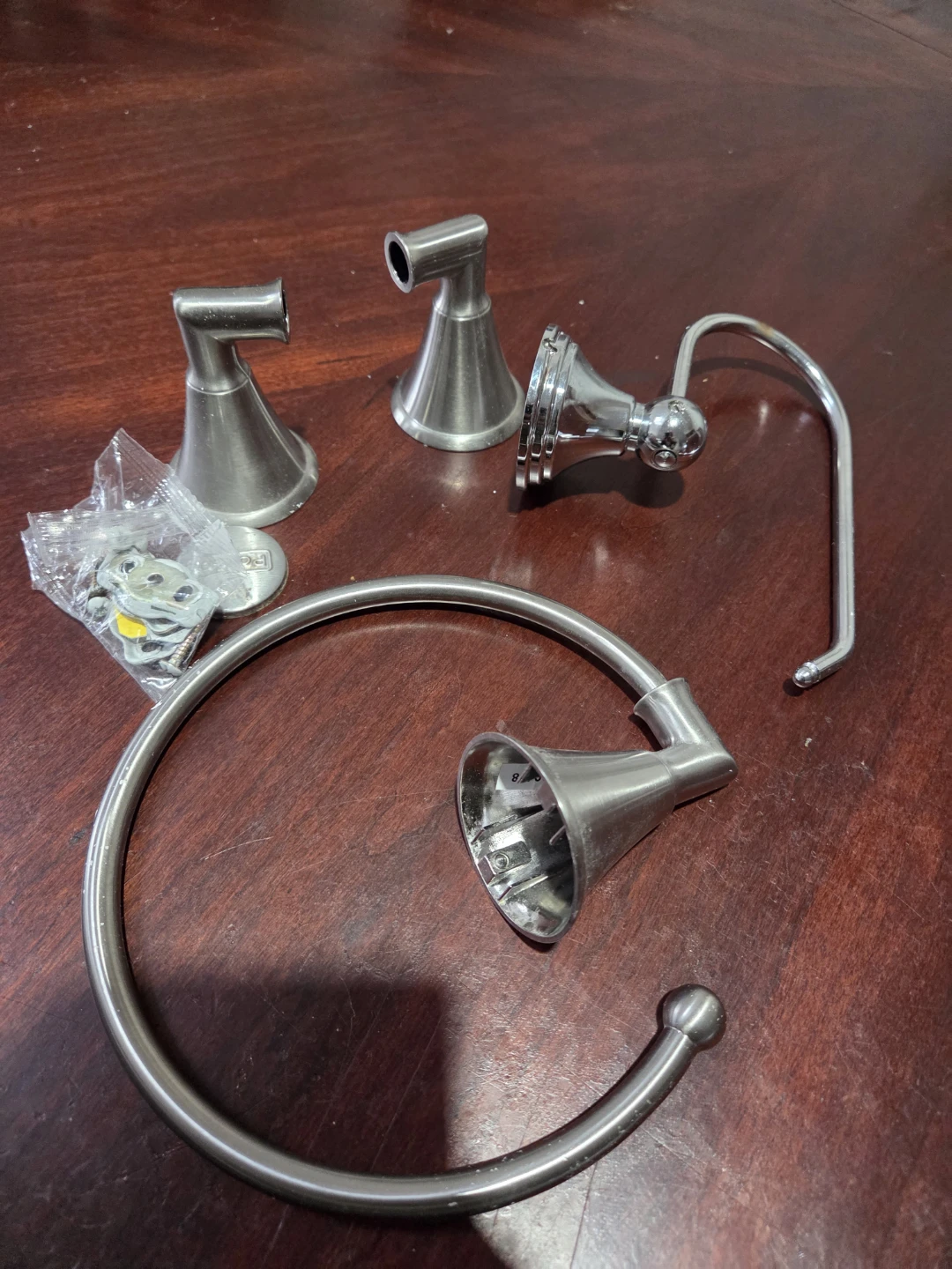 Bathroom Hardware Set