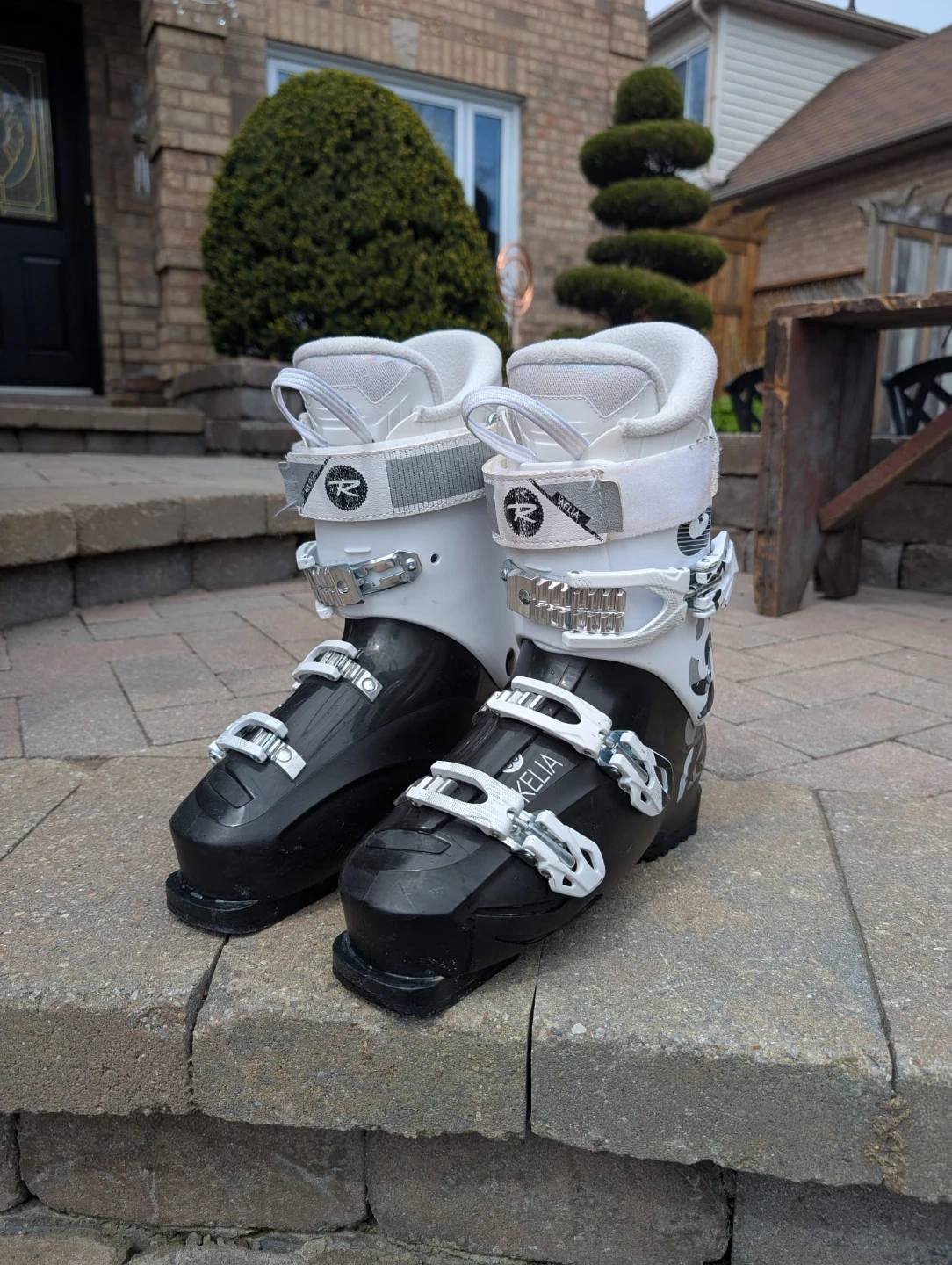 Rossignol KELIA 50 Women's Ski Boots - size 27.5 - photo 3