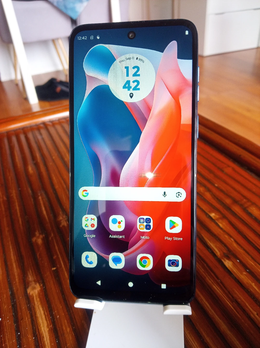 Motorola Moto G Play (2024) Unlocked Smartphone with Charger - photo 2