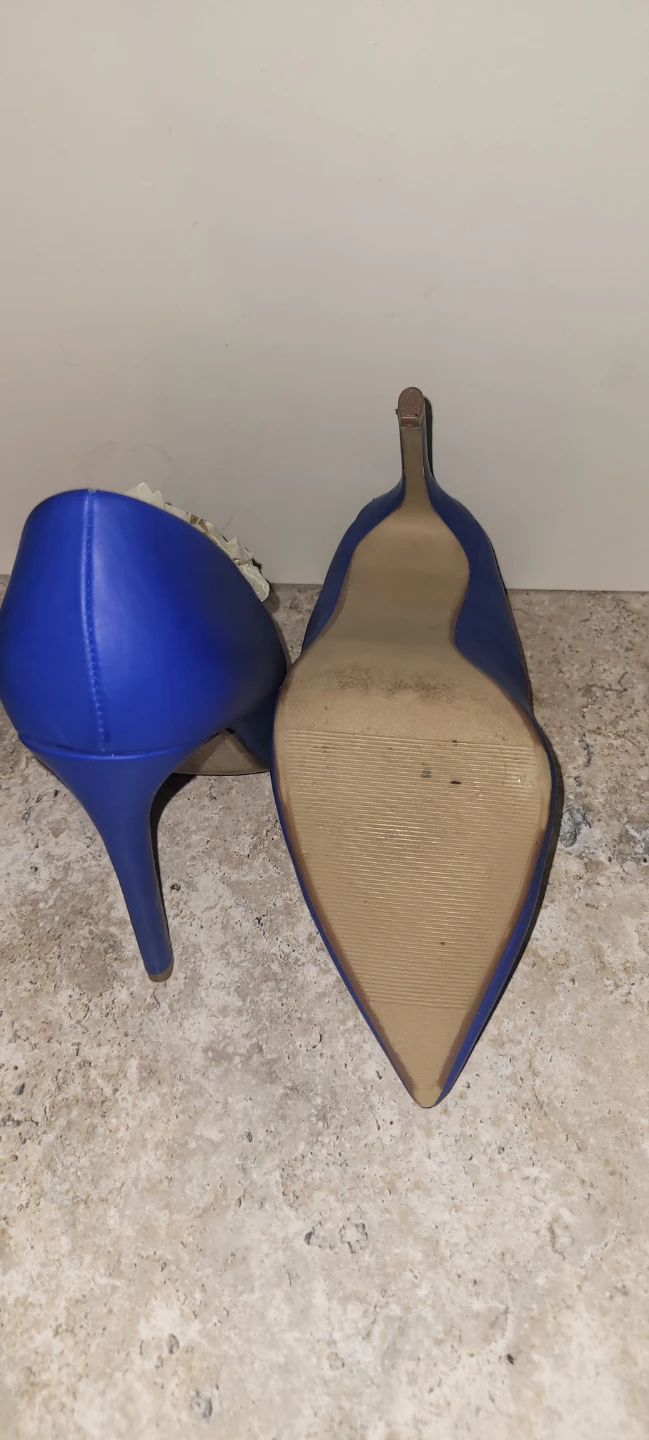 Royal Blue Pointed-Toe Heels – Size 7.5 - photo 5
