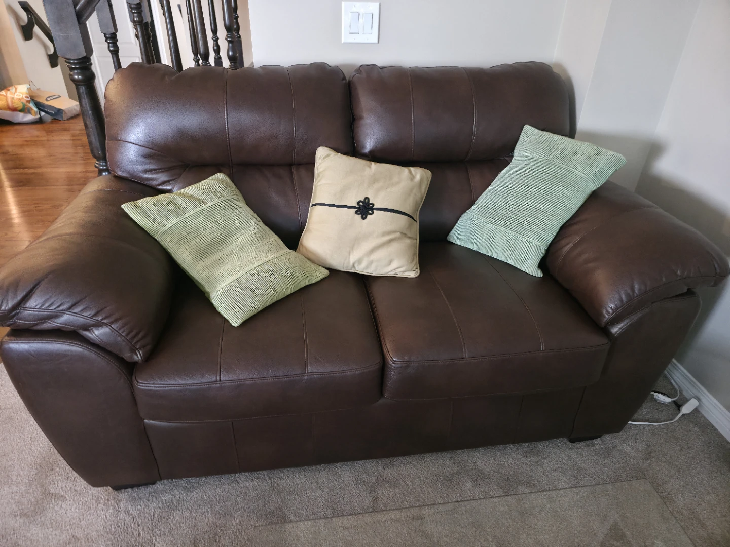 Living room set. ( sofa and dinning set) - photo 4