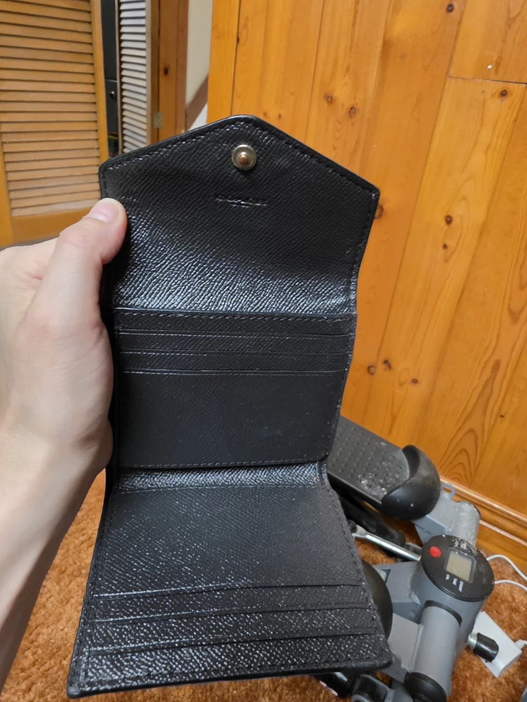 Coach Black Pebbled Leather Trifold Wallet - photo 2