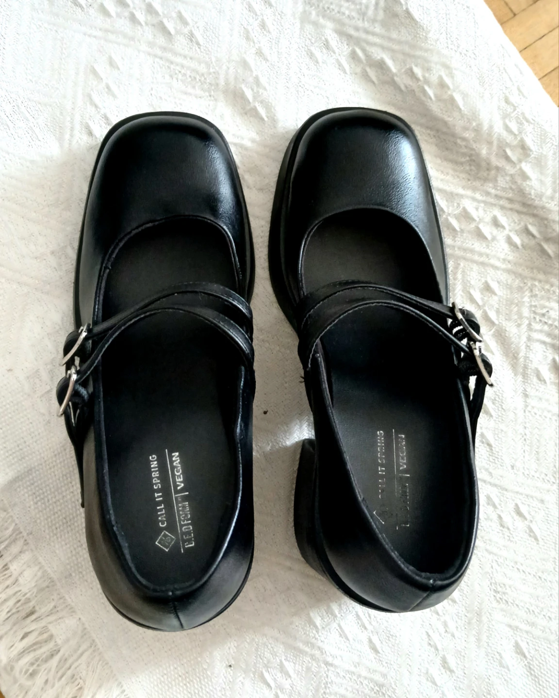 Cute black heel (call it spring)
