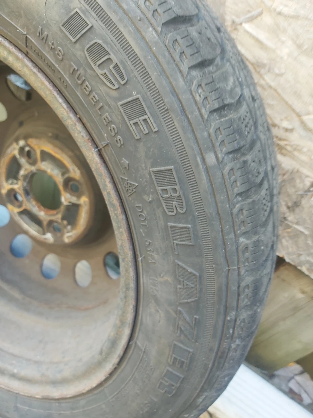 Ice Blazer Winter Tires on Rims - photo 4