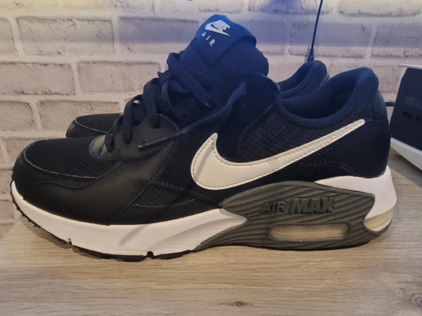 Nike Air Max Shoes - Black - Size US 10 WOMEN'S