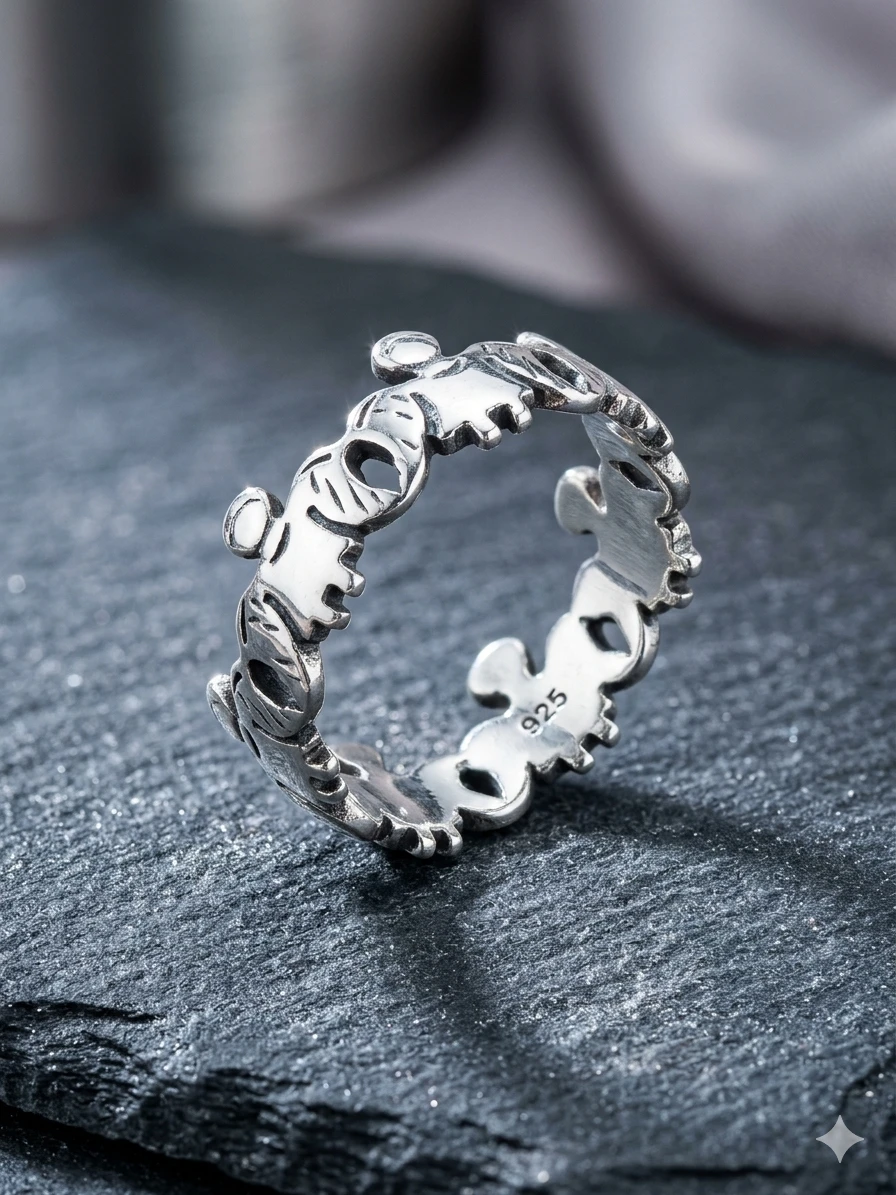 Lady Hend Sterling Silver Family Band Ring