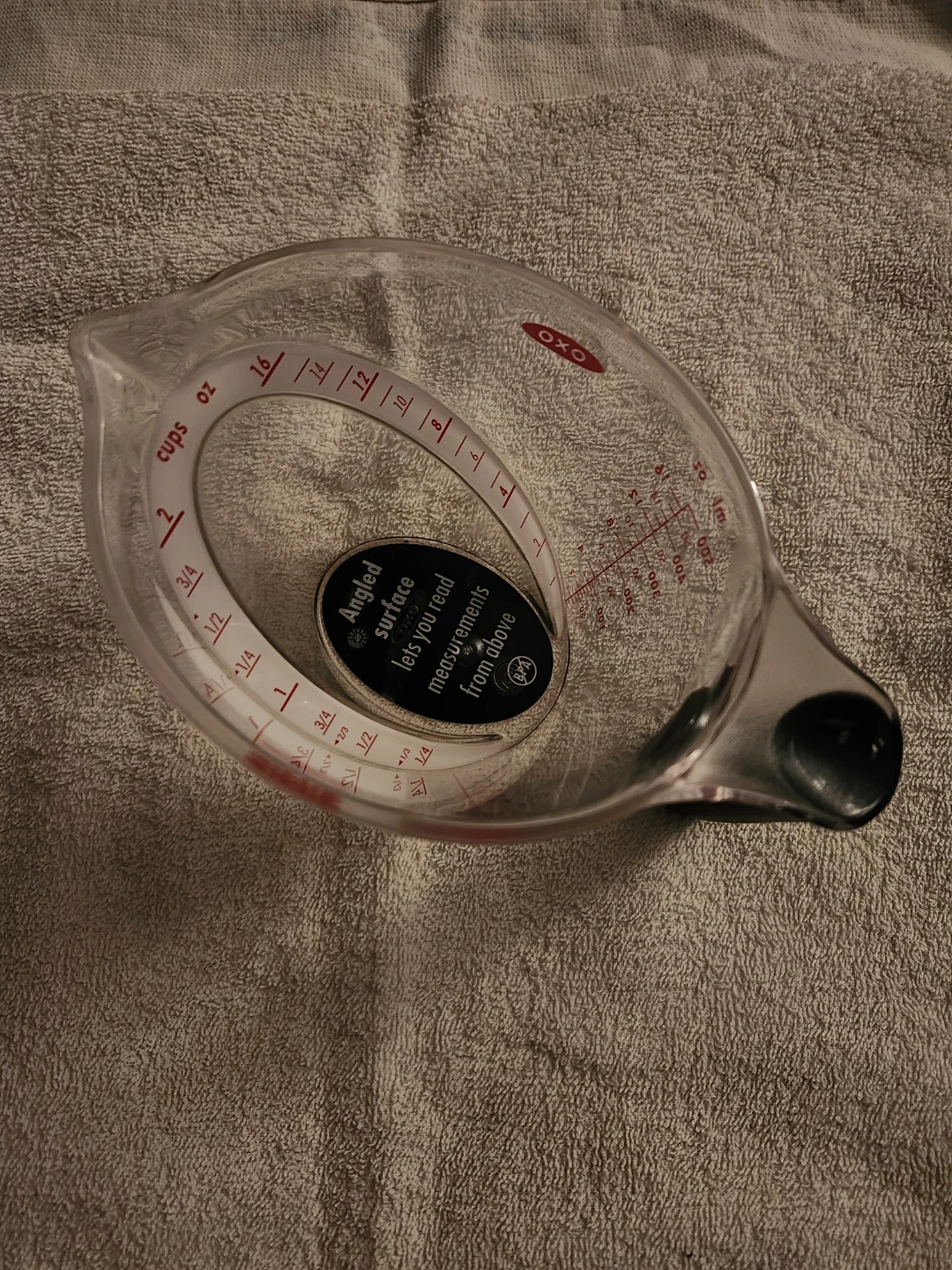NEW 2 Cup Angled Measuring Cup