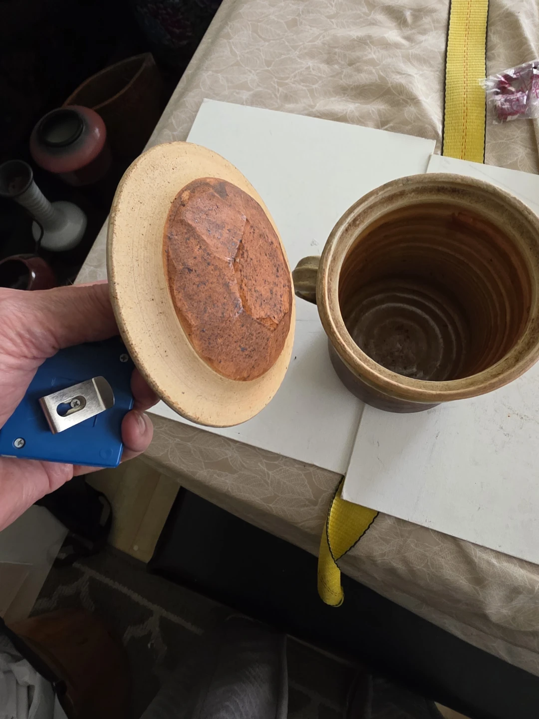 Pottery  lidded 6x 8 inches - photo 4