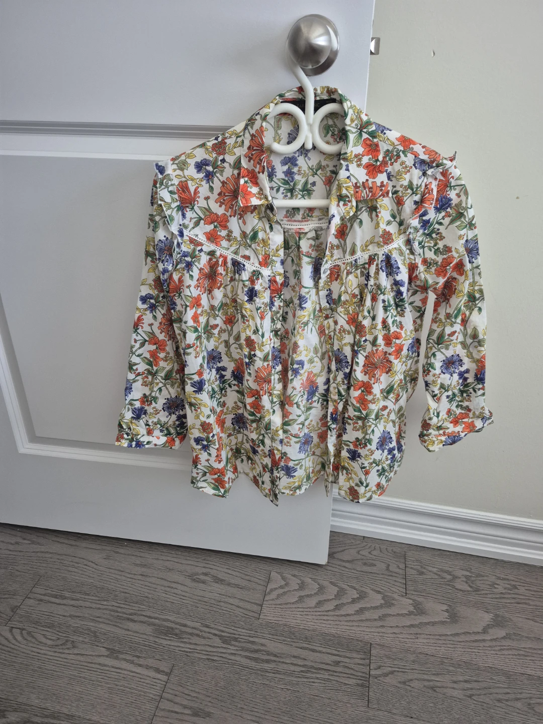 Zara Basic Floral Print Shirt - XS