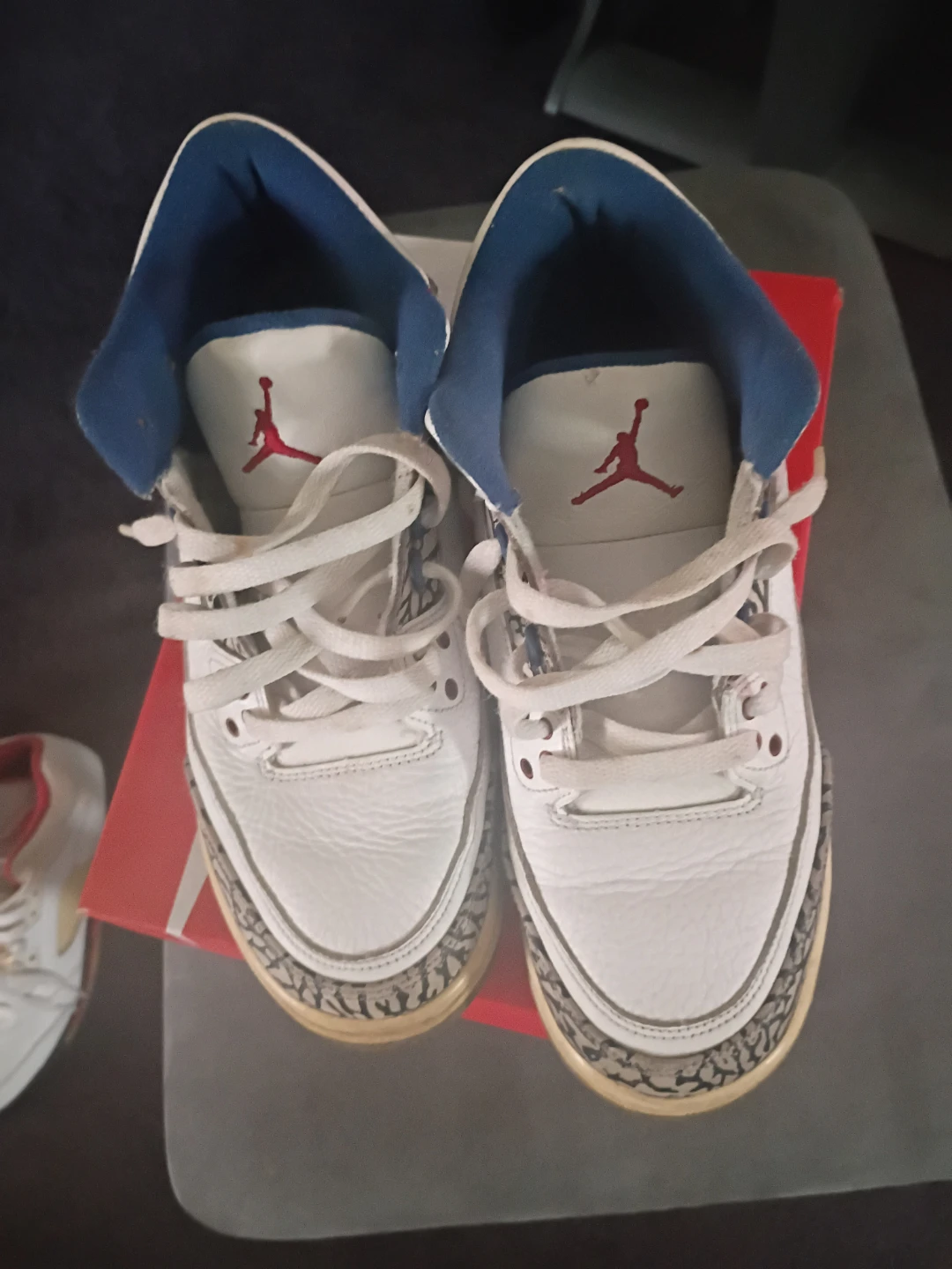 Air Jordan 3 Retro White/Blue Sneakers - photo 2