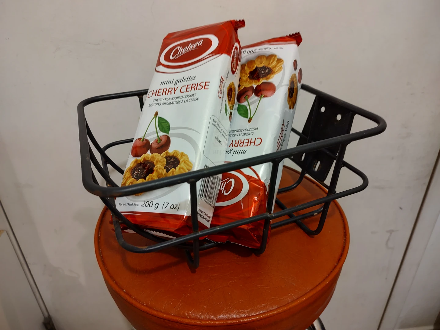 Solid and good quality front basket for a bike - photo 4
