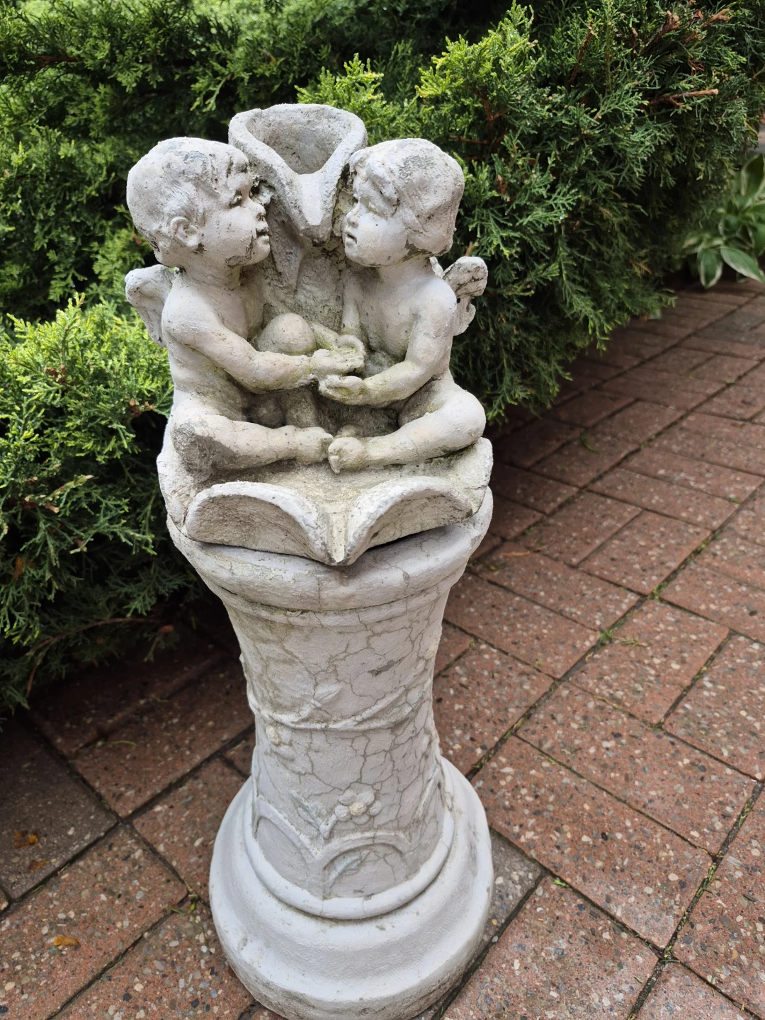 Cherub Angel Garden Statue Pedestal