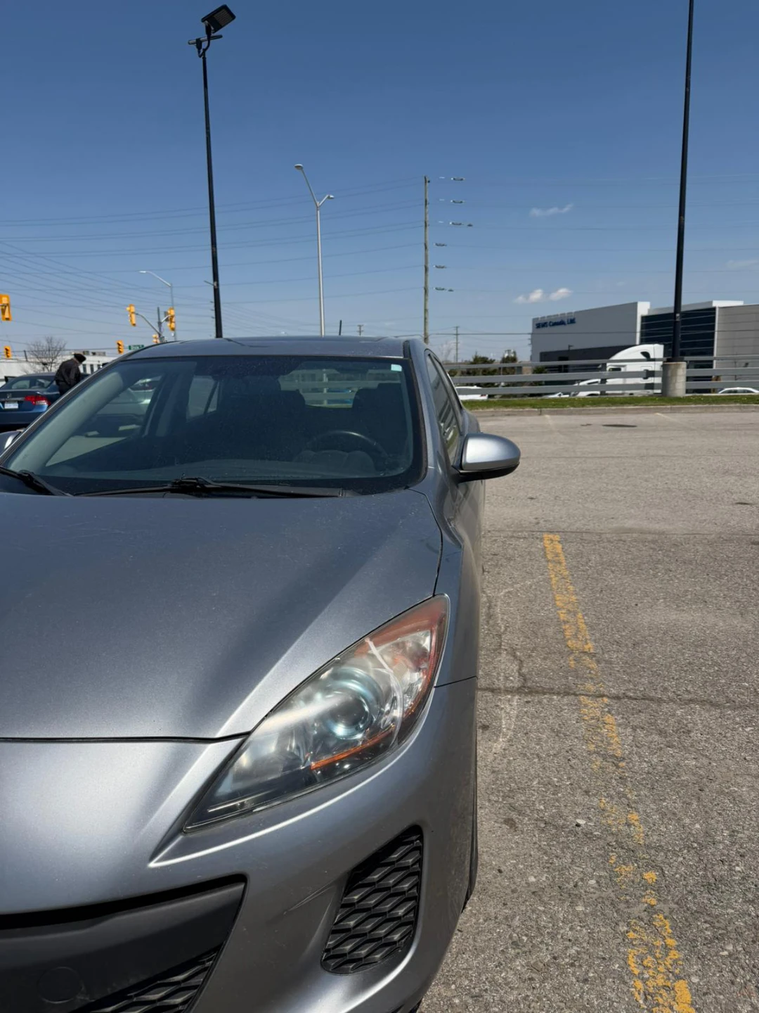 2013 Mazda3 Hatchback | 214,000 KM | Certified +  No Rust - photo 2