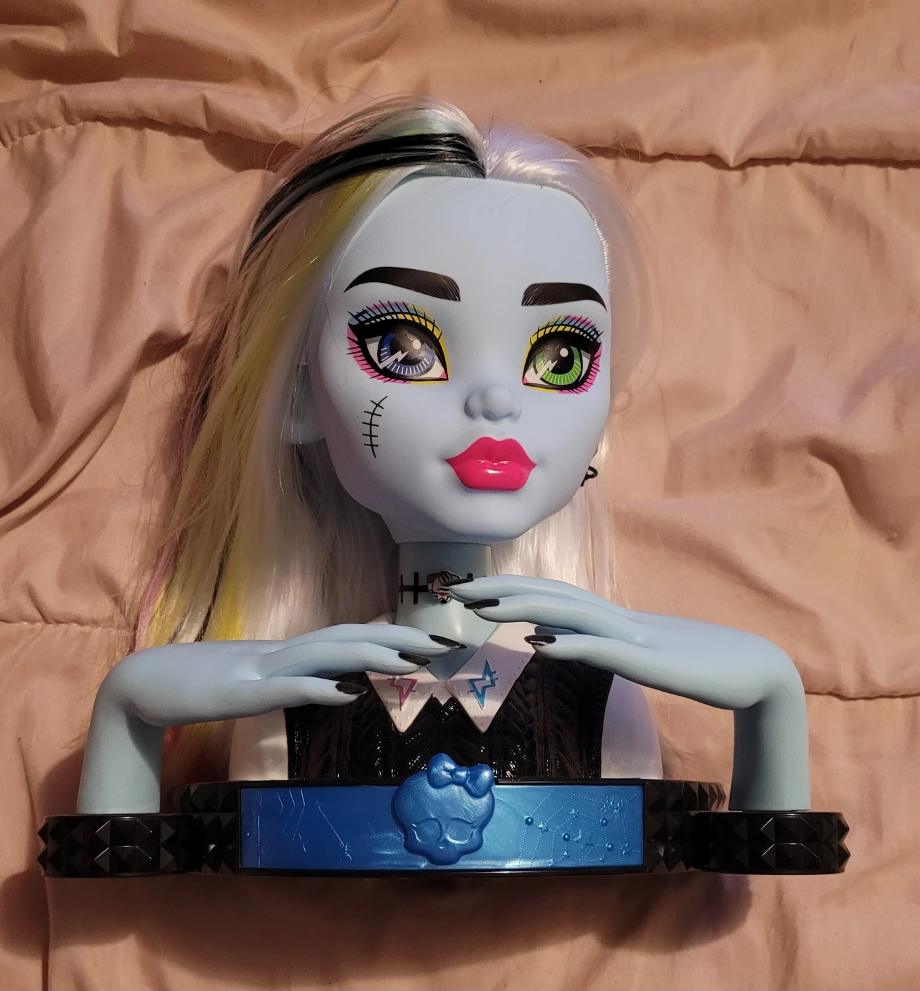 Monster high , Bratz and lalaloopsy 4 sale - photo 2