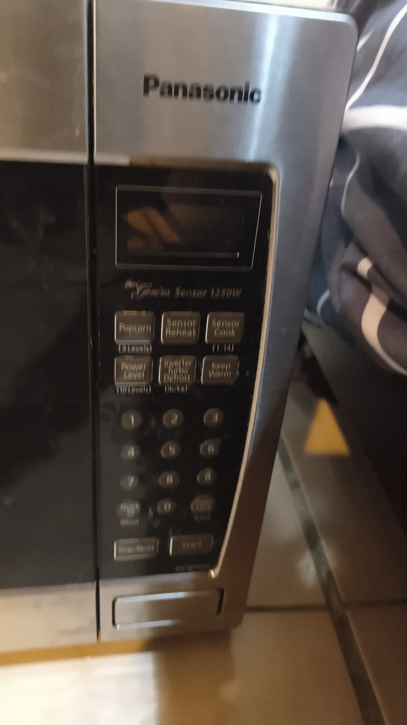 Panasonic Inverter Sensor Microwave 1250W - photo 2