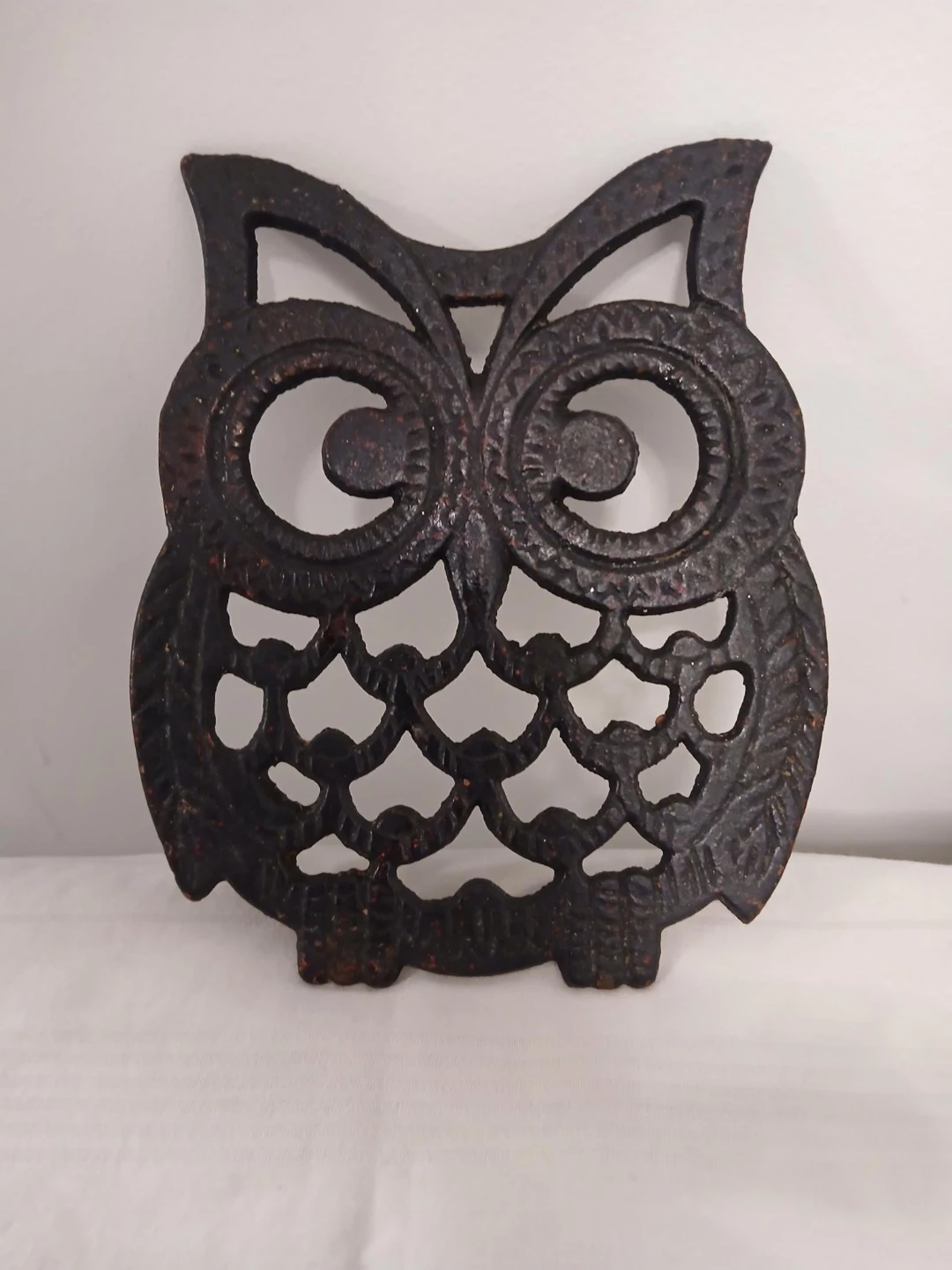 Cast Iron Owl Trivet. Pick up only.