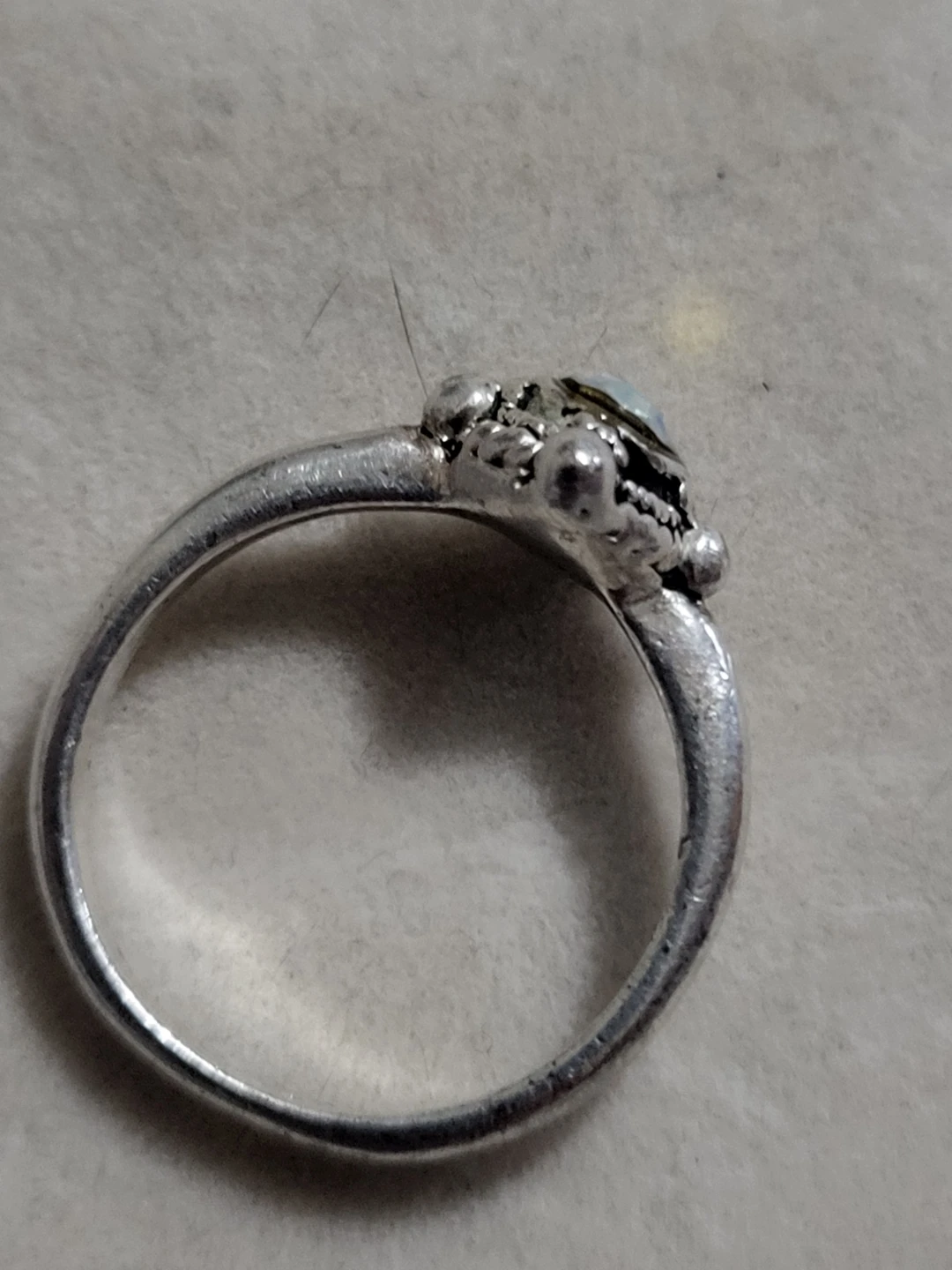Vintage Silver Tone Ring with Sparkly Gem - photo 5