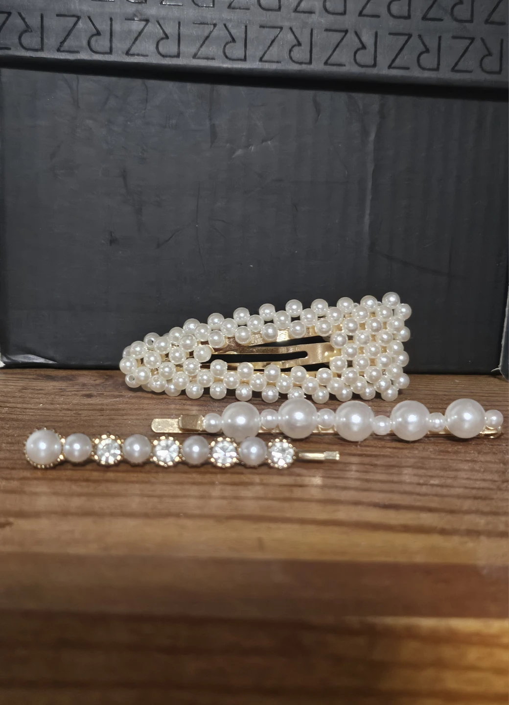 quiet luxury - aesthetic Pearl and Rhinestone Hair Clip Set