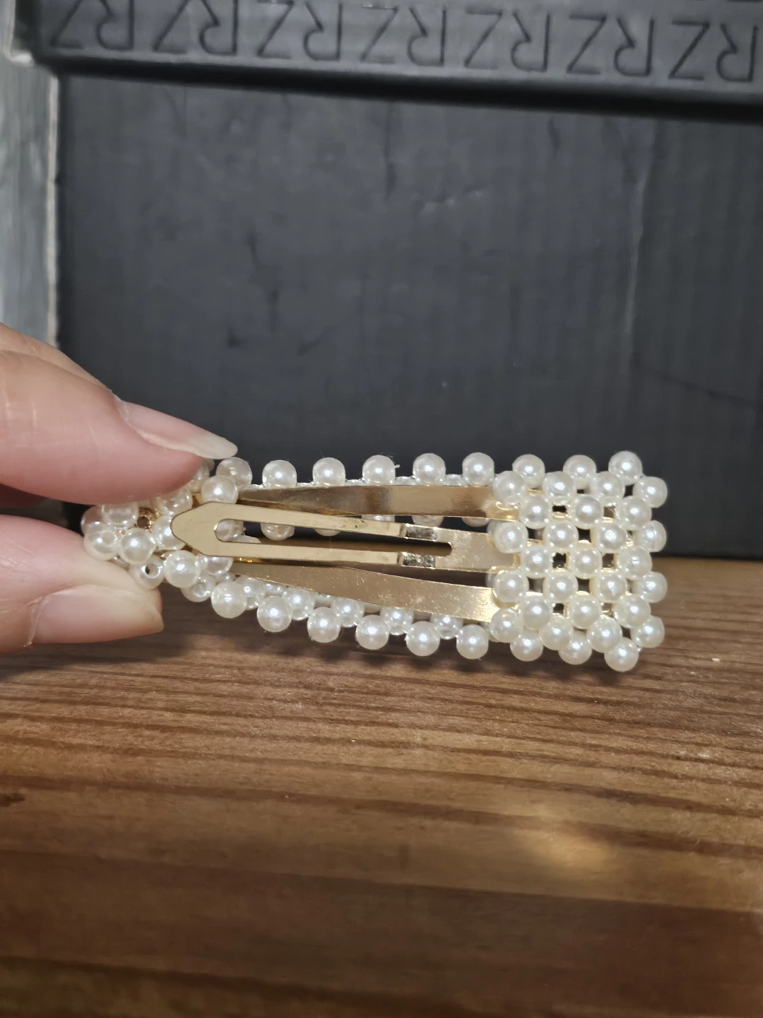quiet luxury - aesthetic Pearl and Rhinestone Hair Clip Set - photo 4