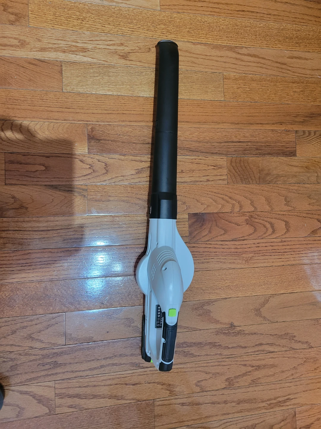 Cordless Leaf Blower w/battery & charger