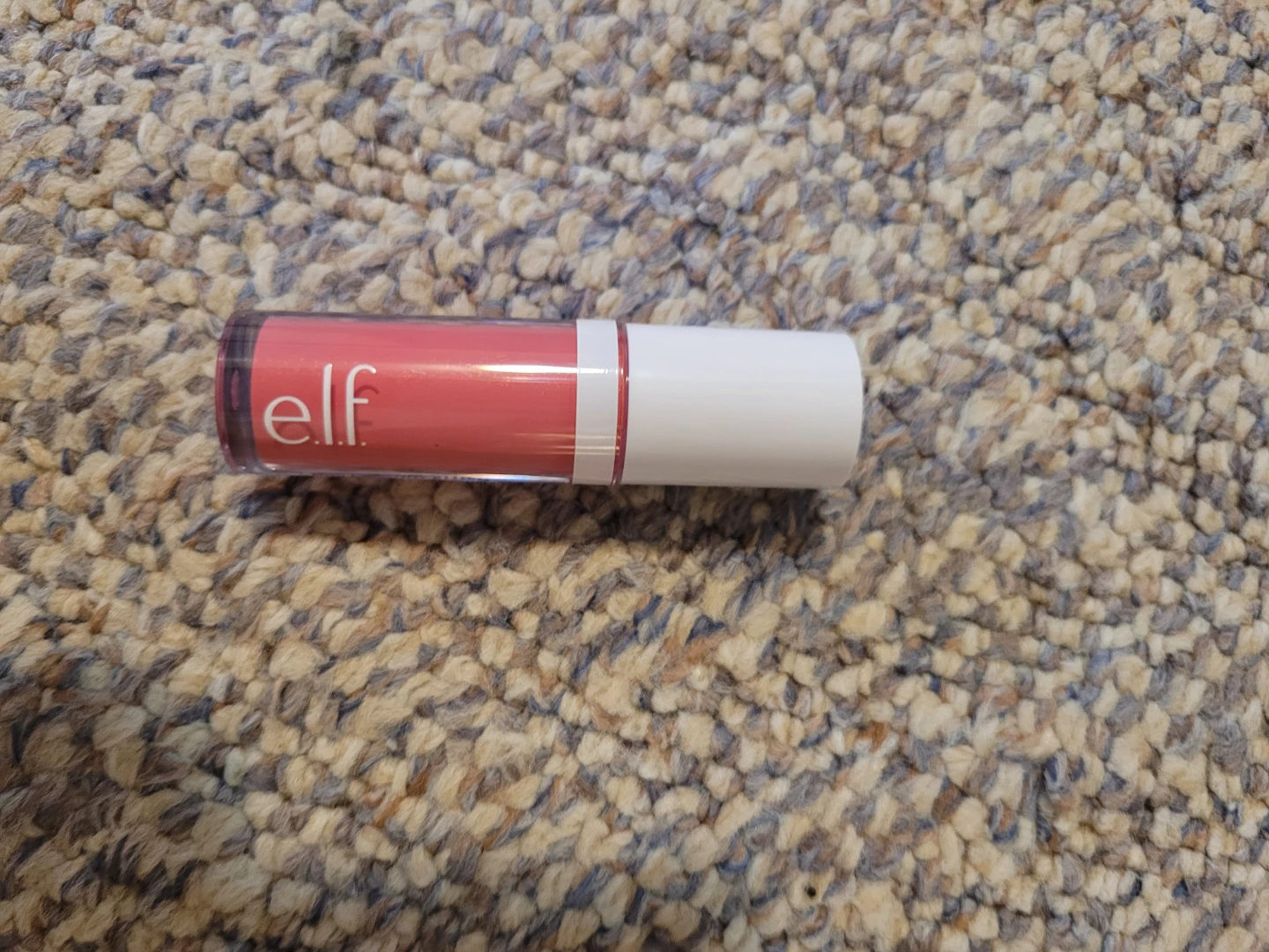 Liquid blush Elf