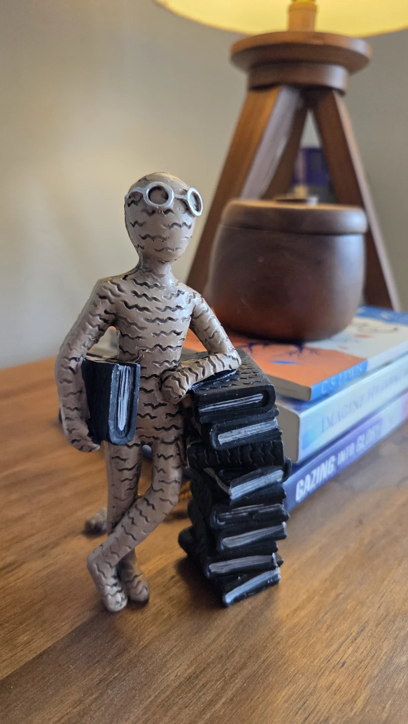 Reader Bookworm Sandstone Statue *new