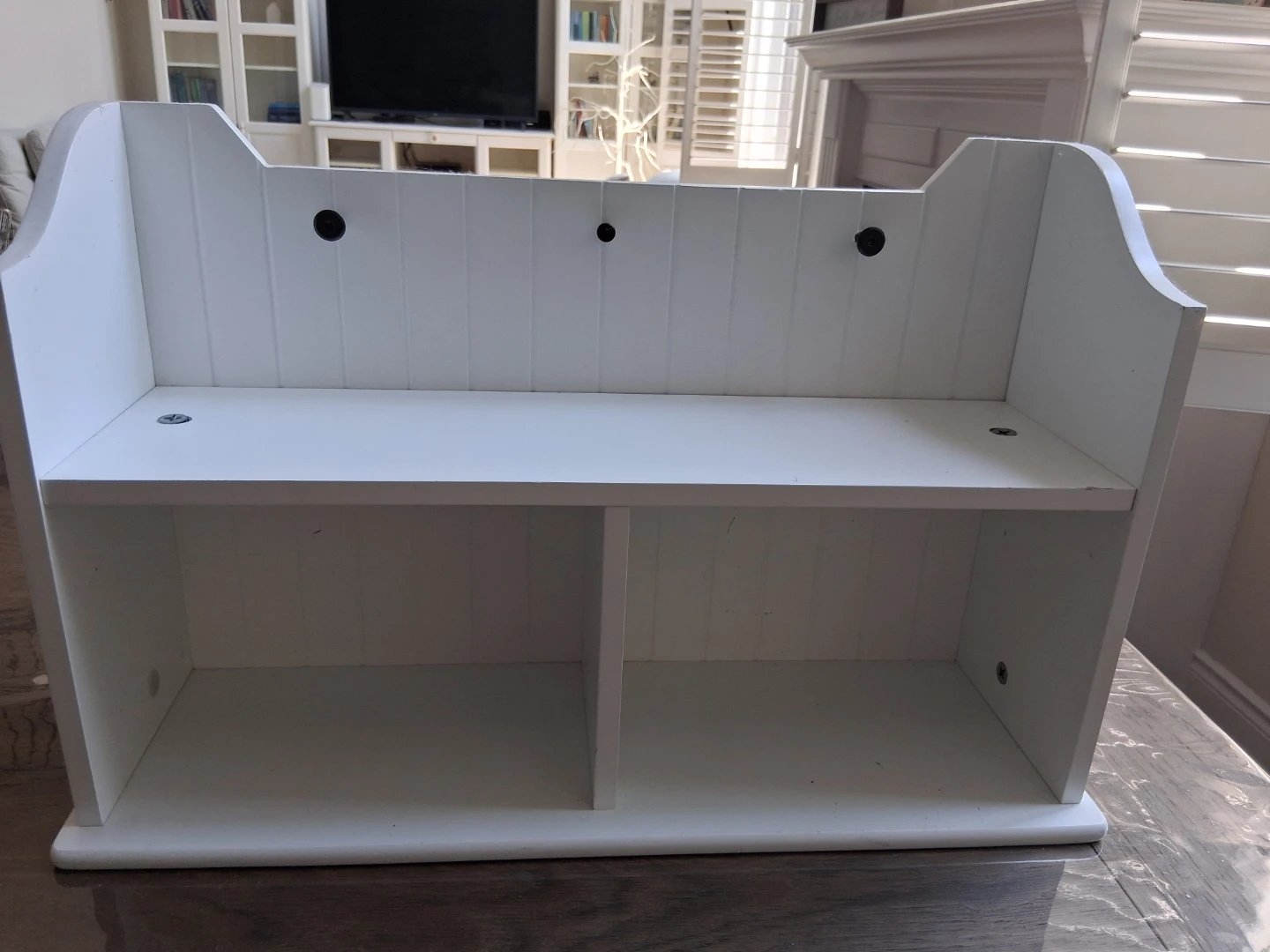 White Wooden Shelf Unit - photo 3