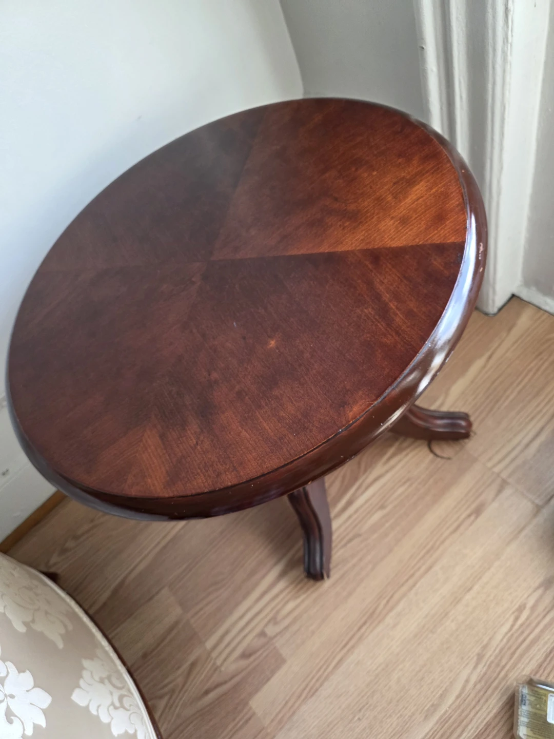 Round Wood Accent Table - photo 3