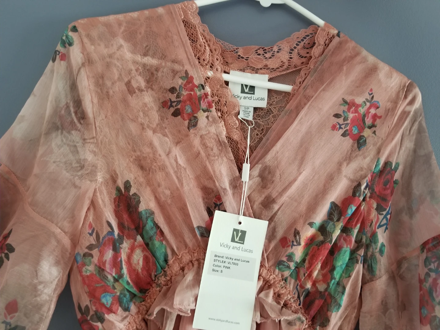 Vicky and Lucas Floral Print Maxi Dress Size S - photo 2