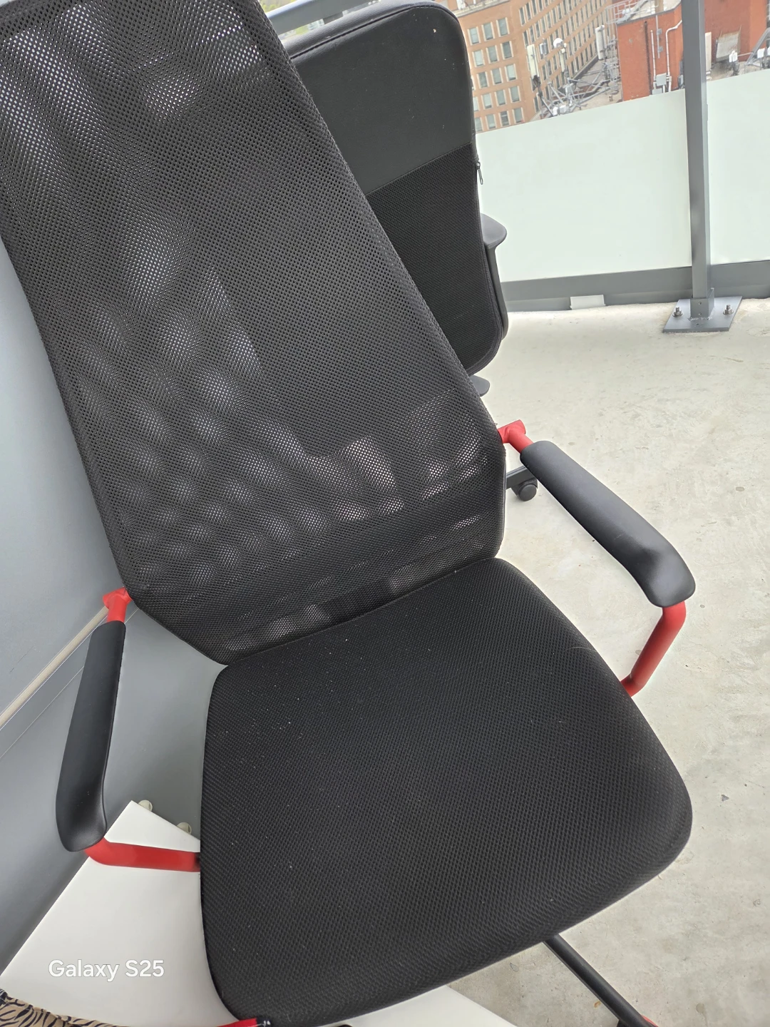 Black Mesh Office Chair with Red Accents - photo 2