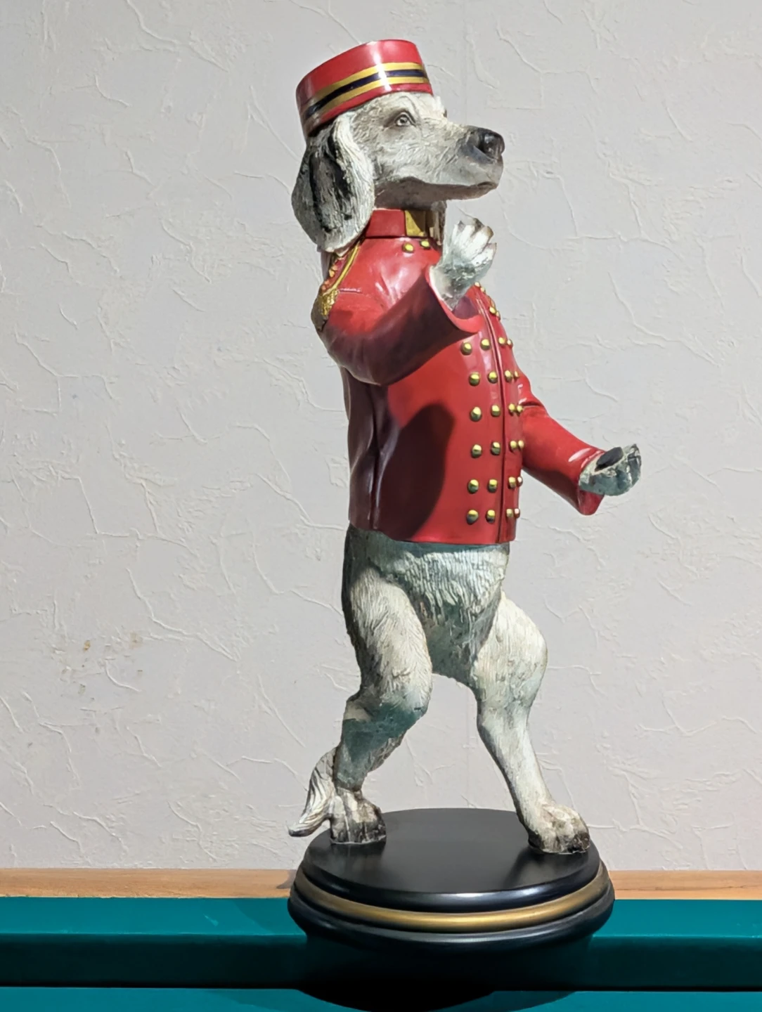 Rare Bellhop Dog wine holder - photo 2