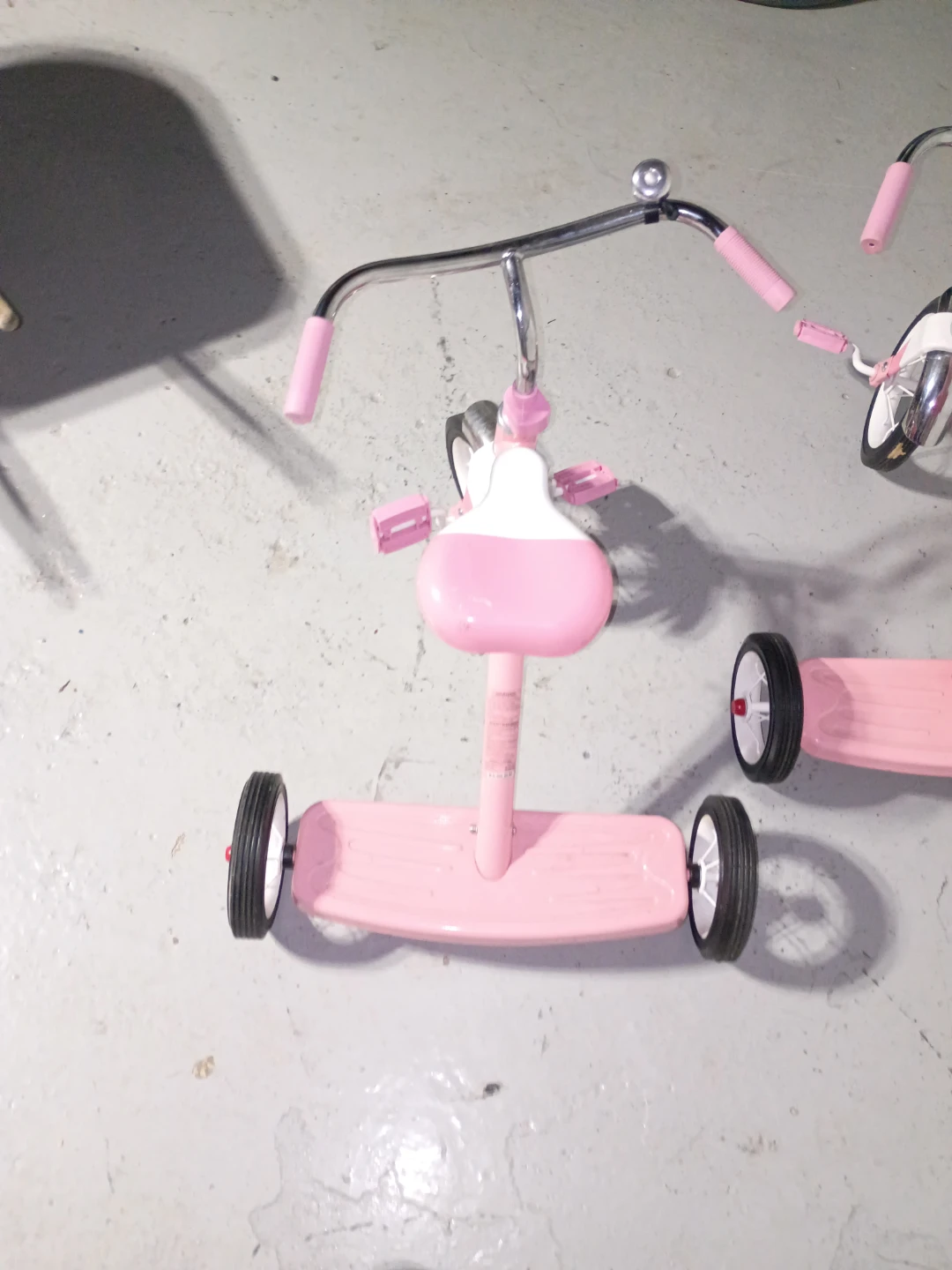 Pink Tricycle Scooters - Set of 2 - photo 5