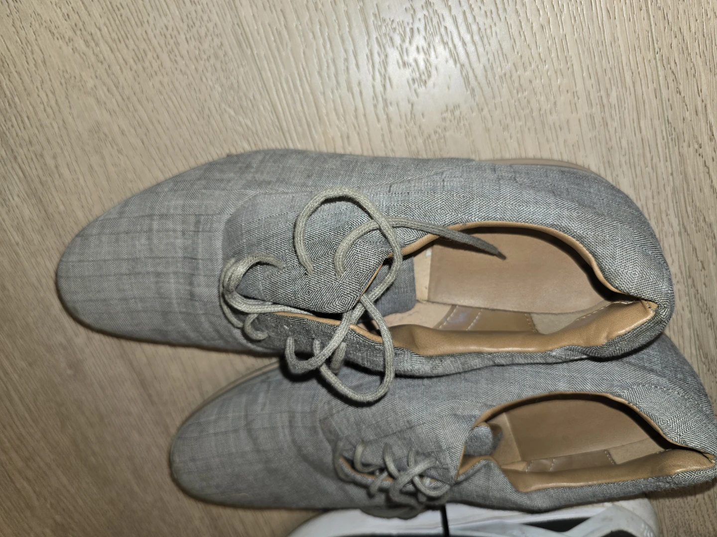 Shoes men size 9