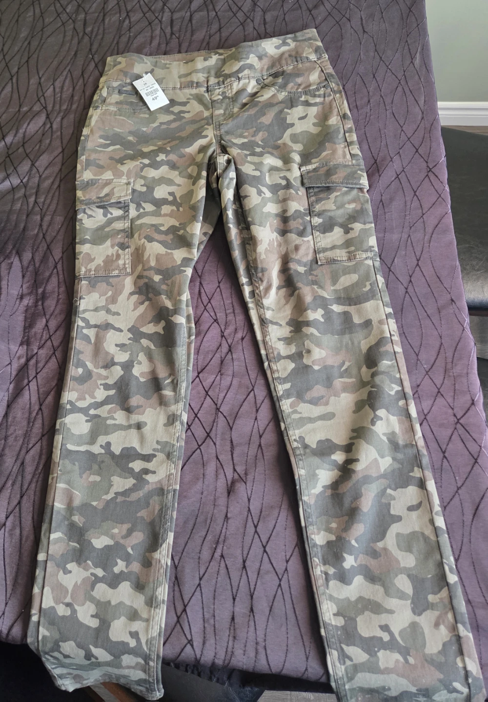 Love Fix Foxy Jeans Camo Cargo Pants Size 28 - photo 2