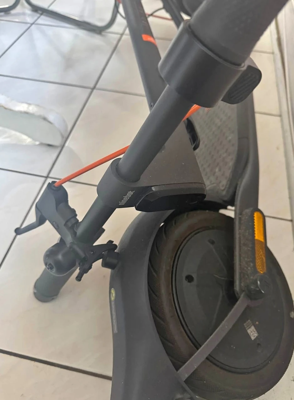 Segway Ninebot KickScooter F2 Electric Scooter - Dark Grey