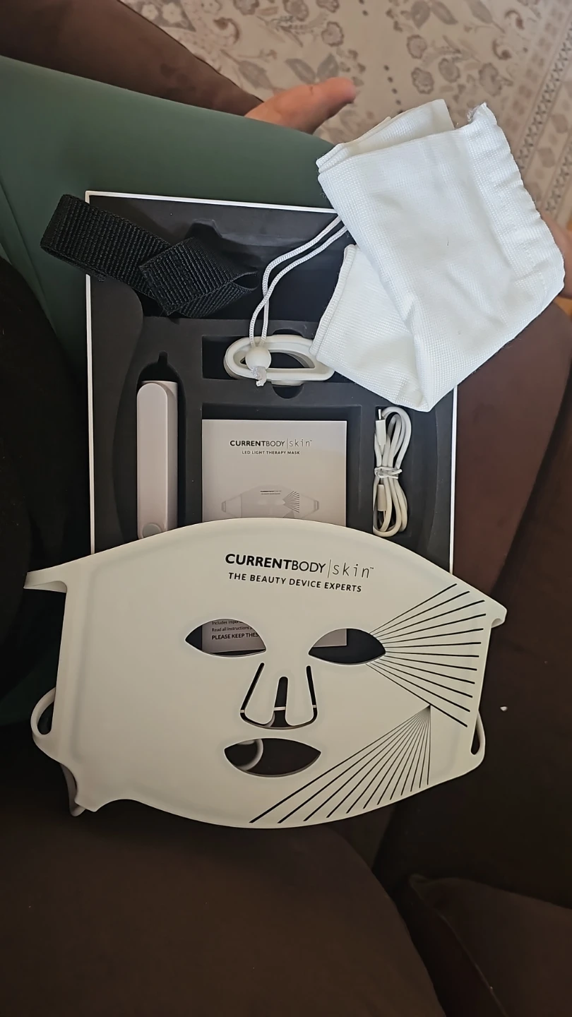 CurrentBody Skin LED Mask ✨ - photo 2