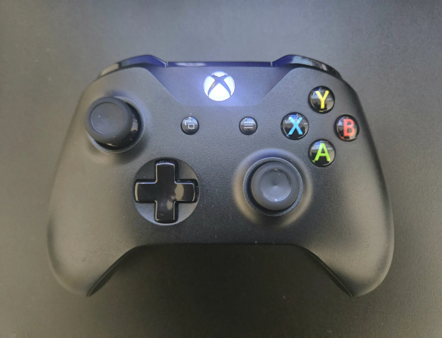 Xbox One + Controller + The Witcher 3 - photo 4