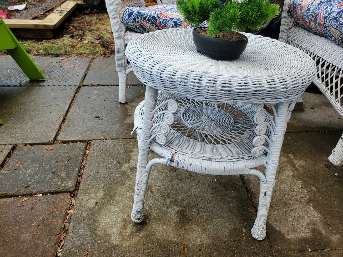 White Wicker Patio Set with Cushions - photo 2