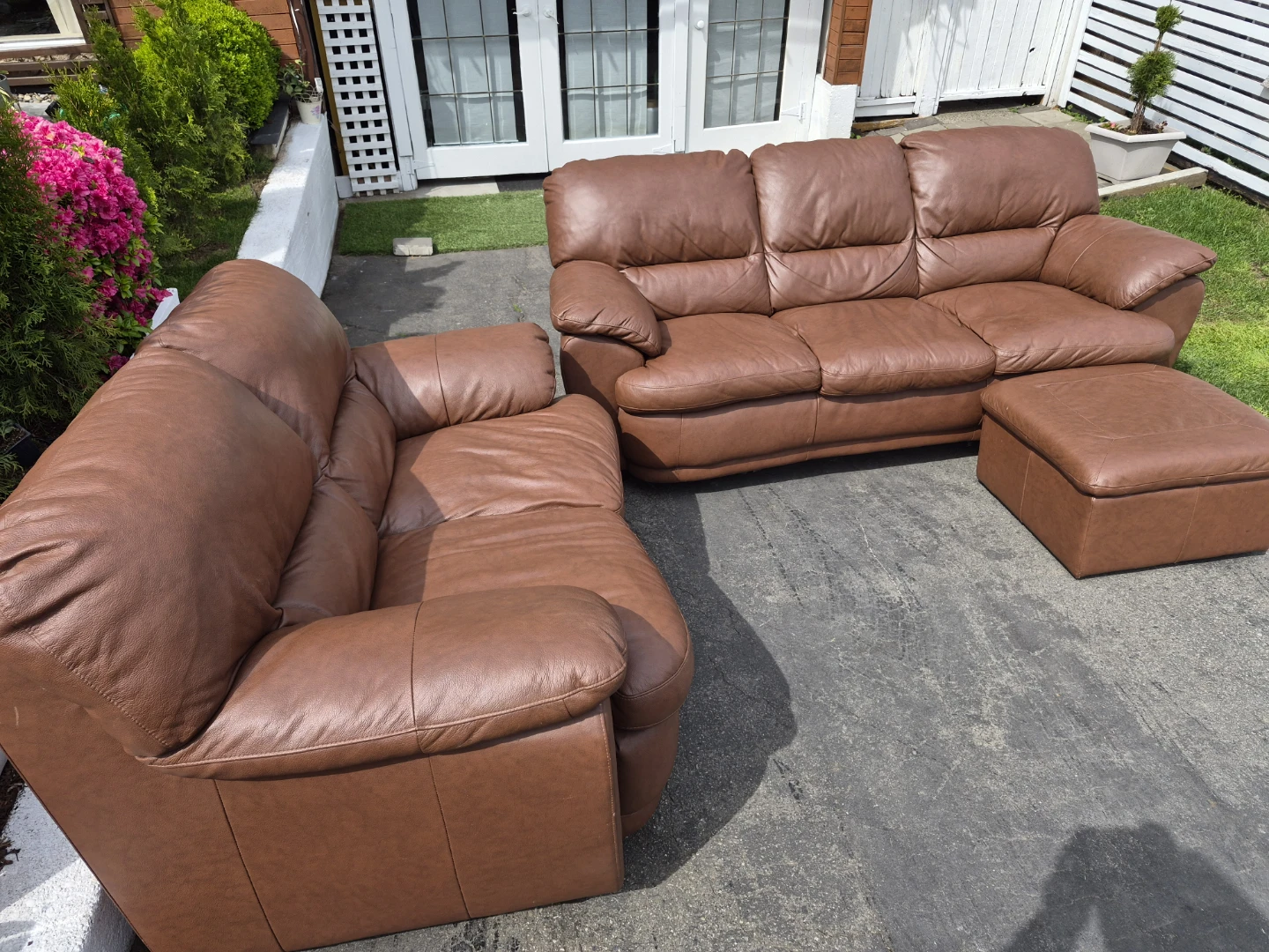 Brown Leather Sofa and Loveseat Set with Ottoman - photo 2