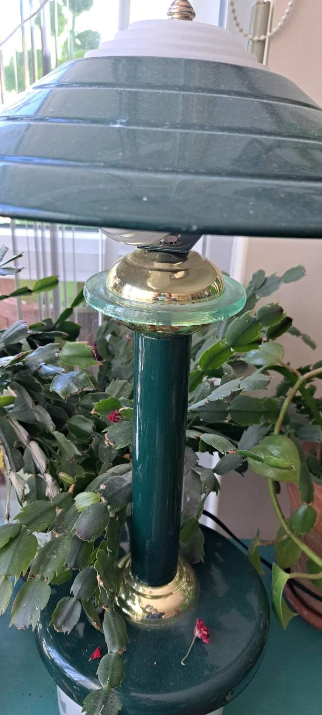 Vintage Green and Brass Table Lamp - photo 4