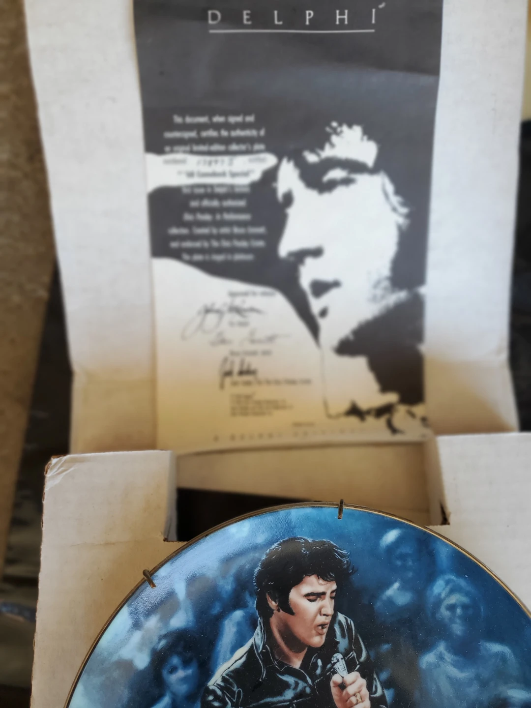 Delphi Elvis Presley "Mystery Train" Collector's Plate - photo 3