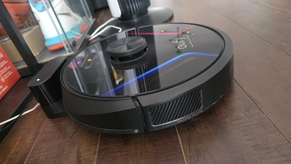 Eufy RoboVac X8 Robot Vacuum - photo 3