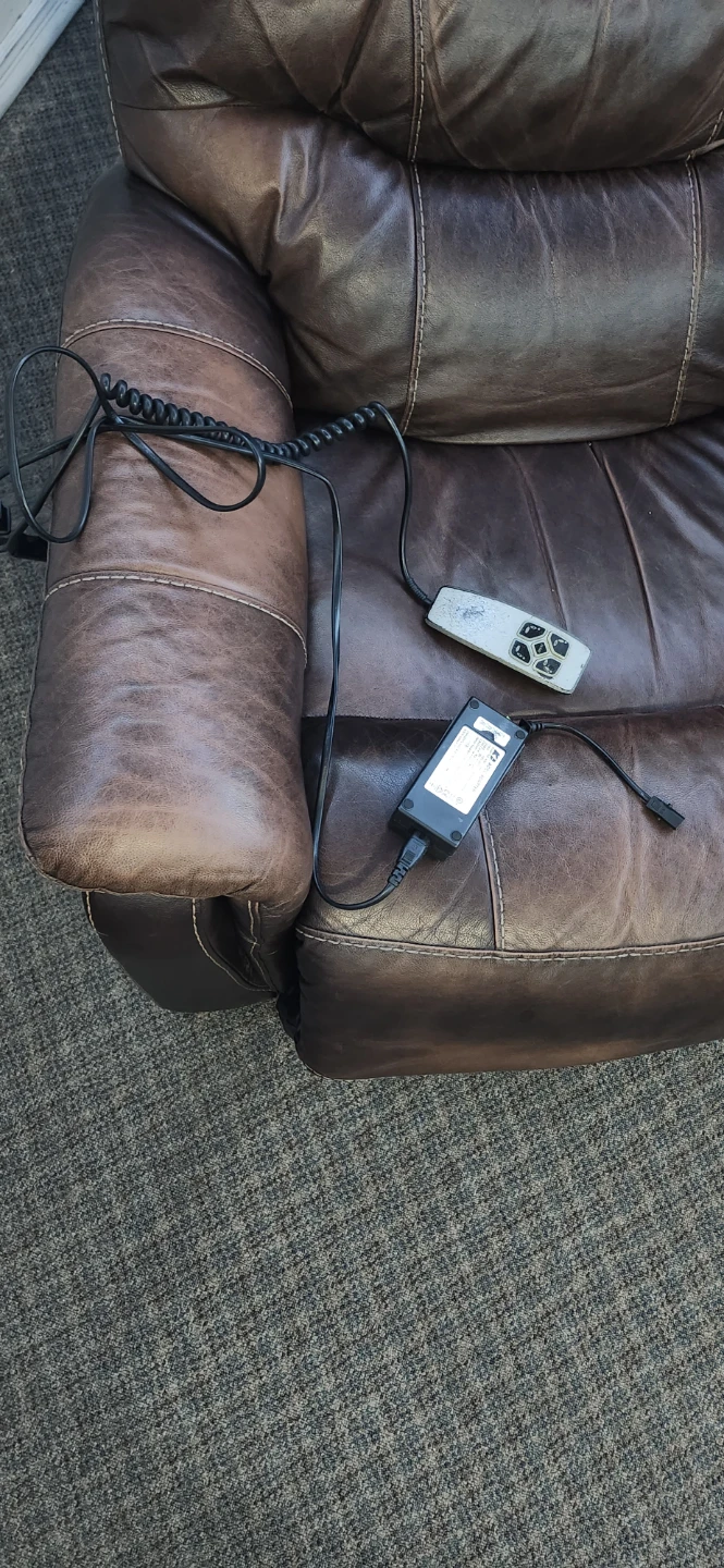 Brown Leather Recliner Chair with Side Pocket - photo 5