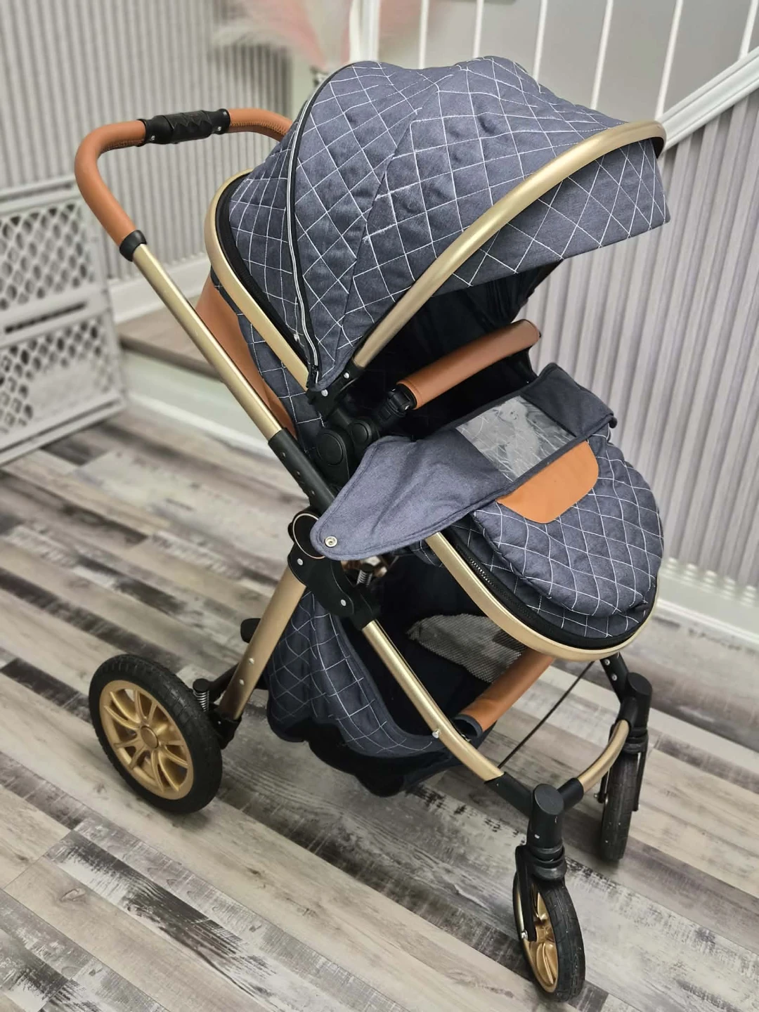 Diamond Quilted Baby Stroller and car seat - photo 3
