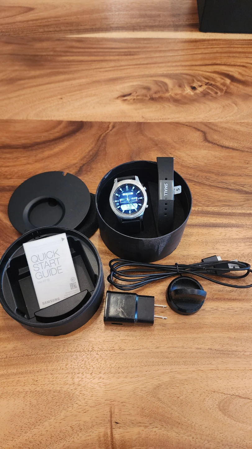Samsung Gear S3 Classic Smartwatch