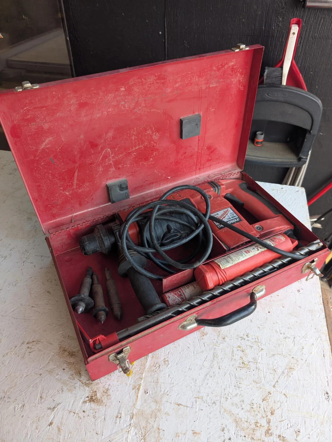 Milwaukee THUNDERMAX Rotary Hammer Drill Kit - photo 3